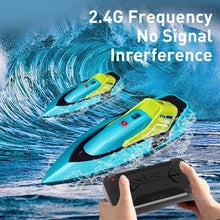 将图片加载到图库查看器，4DRC RC Boat, 2.4G High Speed Remote Control Boat Waterproof Racing Boats with USB Charging &amp; Low Battery Alarm for Kids and Adults Christmas Gifts
